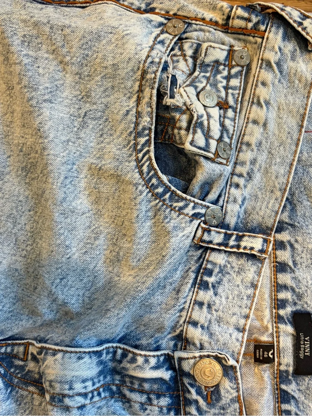 True Religion Vinny ultra baggy distressed Jeans light acid Wash Size 46